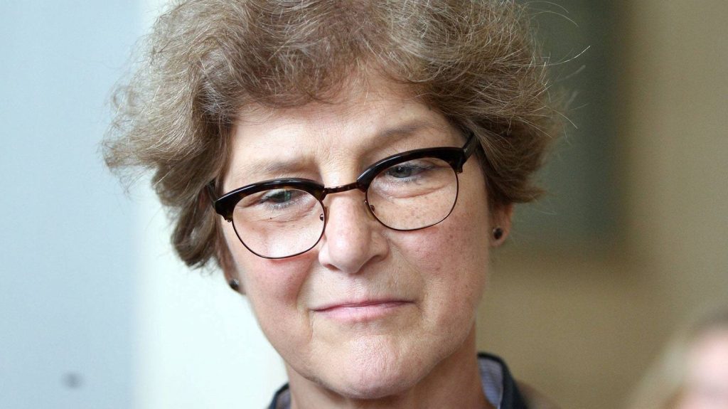 Procès Le Scouarnec : "Les personnes qui ont su, qui n'ont rien dit, devront aussi en rendre compte", prévient La Voix de l'Enfant