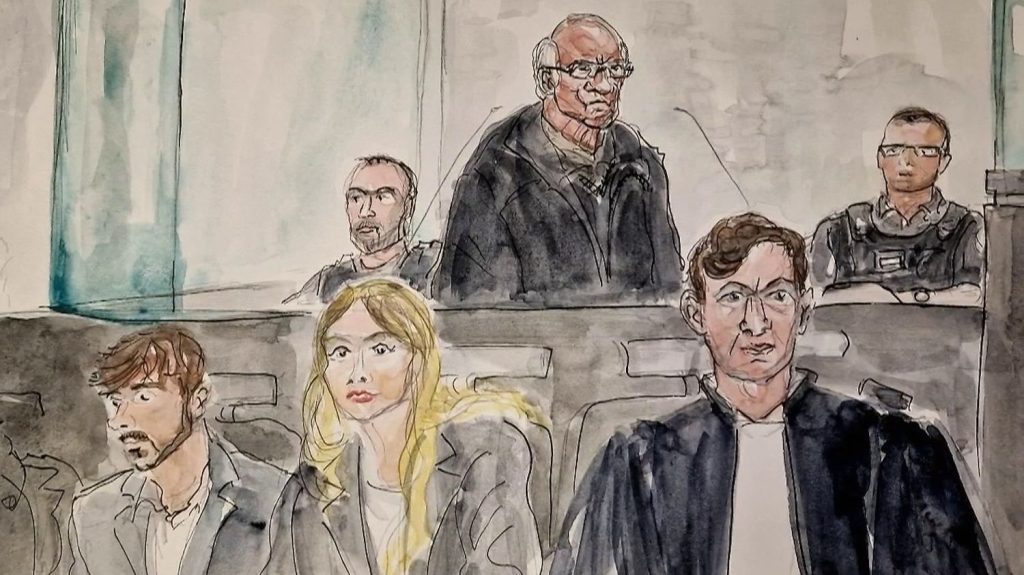 Procès Le Scouarnec : l’ex-femme du chirurgien assure n’avoir "rien vu"