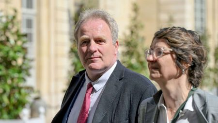 Référendum retraites : « L’arbitre ne change pas les règles en cours », selon CFE-CGC Possible référendum sur les retraites : "Quand on joue un match, l'arbitre ne change pas les règles du jeu en cours", estime la négociatrice de la CFE-CGC