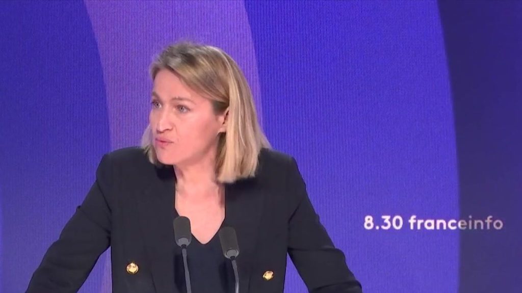 Retraites : "Rien n'arrive gratuitement", avertit la ministre du Travail