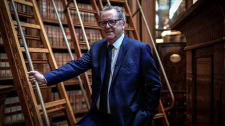 Richard Ferrand nommé à une voix près à la présidence du Conseil constitutionnel par le Parlement La nomination de Richard Ferrand à la tête du Conseil constitutionnel validée à une voix près par le Parlement
