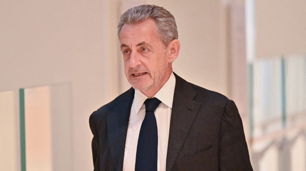 Au procès des soupçons de financement libyen de sa campagne de 2007, Nicolas Sarkozy demande inlassablement  qu'on lui "mette une preuve sous le nez"