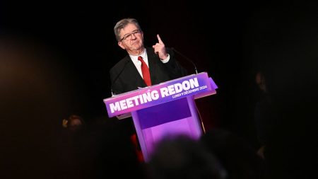 Stratégie du clash : La France insoumise s’isole à gauche et dans l’opinion :
Édito
:
Édito
En misant sur la stratégie du clash, La France insoumise s'isole à gauche... et dans l'opinion