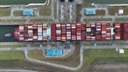 Trump veut contrôler le Canal de Panama : les raisons derrière cette ambition Canal de Panama : pourquoi Donald Trump veut-il en prendre le contrôle ?