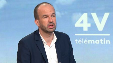 Ukraine : LFI Manuel Bompard défend une rencontre pour aborder la situation internationale. Guerre en Ukraine : “Il est normal d’aller à une rencontre pour discuter de la situation internationale et pouvoir exprimer notre inquiétude”, déclare le coordinateur national de LFI, Manuel Bompard.