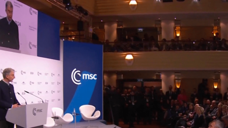 Unité européenne face au rapprochement Trump-Poutine à la Conférence de Munich Conférence de Munich : l'Europe prône l'unité face au rapprochement Trump-Poutine