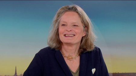 Wauquiez vs Retailleau : lutte de pouvoir à droite, selon Sophie de Ravinel Droite en France : “Il y a une tentative de chefferie entre Laurent Wauquiez et Bruno Retailleau, ce dernier ayant pris beaucoup de place”, explique la chroniqueuse politique Sophie de Ravinel.