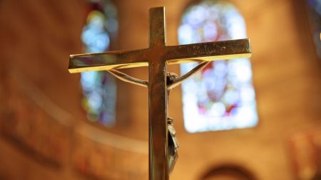 Abus sexuels dans l'Église : de la maladresse à la rétention d’informations, les manquements de 18 évêques actuellement en poste après des signalements