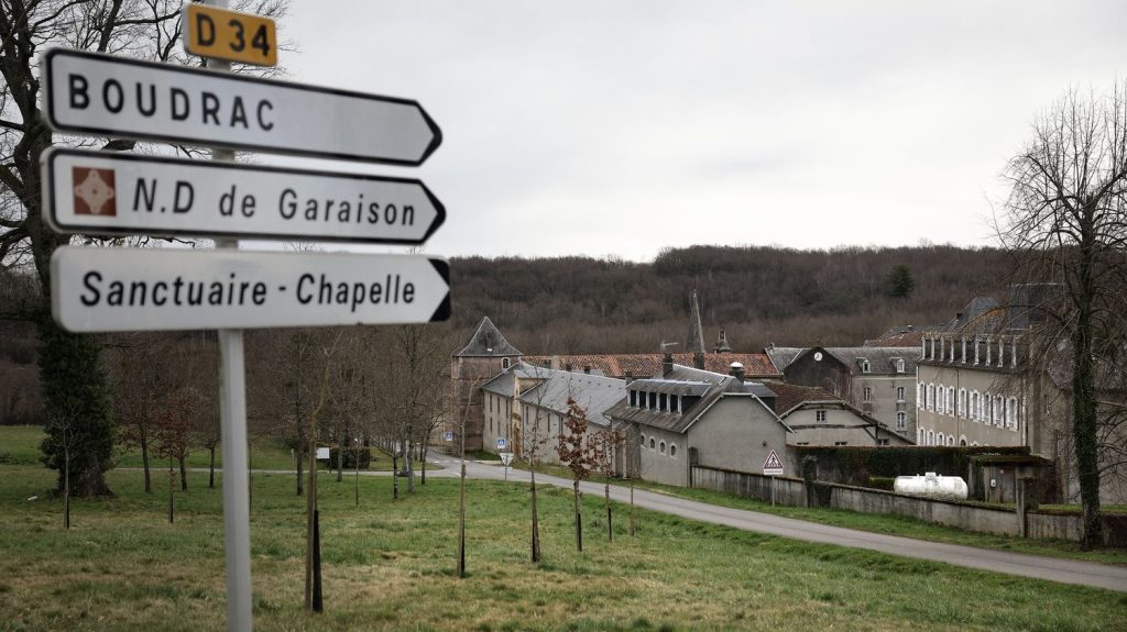 :
    Enquête




  



  


  
  Une trentaine de nouvelles plaintes déposées dans l'affaire Notre-Dame de Garaison pour violences sexuelles et physiques
