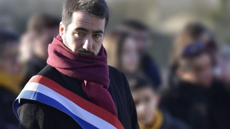 Loi narcotrafic : l'insoumis Andy Kerbrat, en arrêt pour sortir de l'addiction à la drogue, vote contre plusieurs amendements