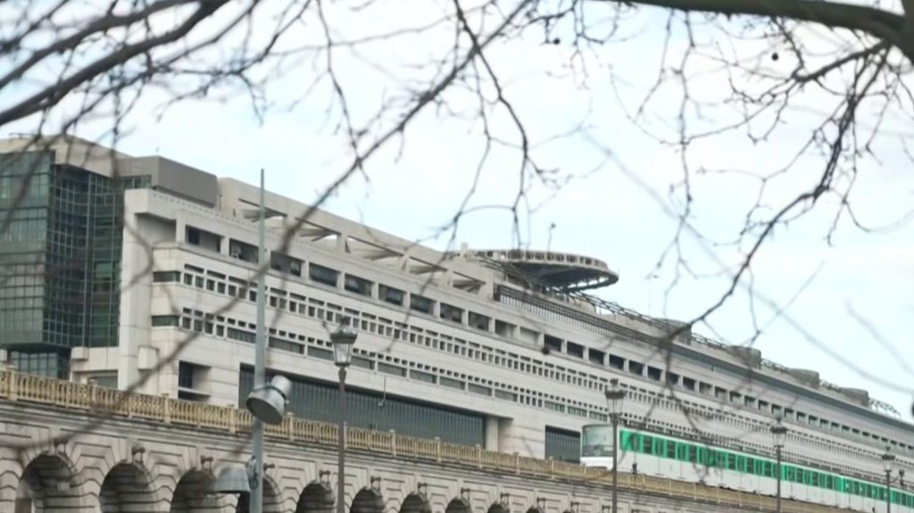 Bercy : une taupe au sein du ministère pour le compte de l'Algérie ?