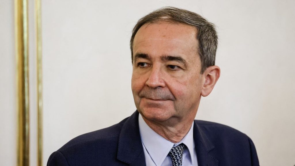 Bernard Fontana proposé par Macron pour diriger EDF après Luc Rémont Le directeur général de Framatome Bernard Fontana, proposé par Emmanuel Macron, pour succéder à Luc Rémont à la tête d'EDF