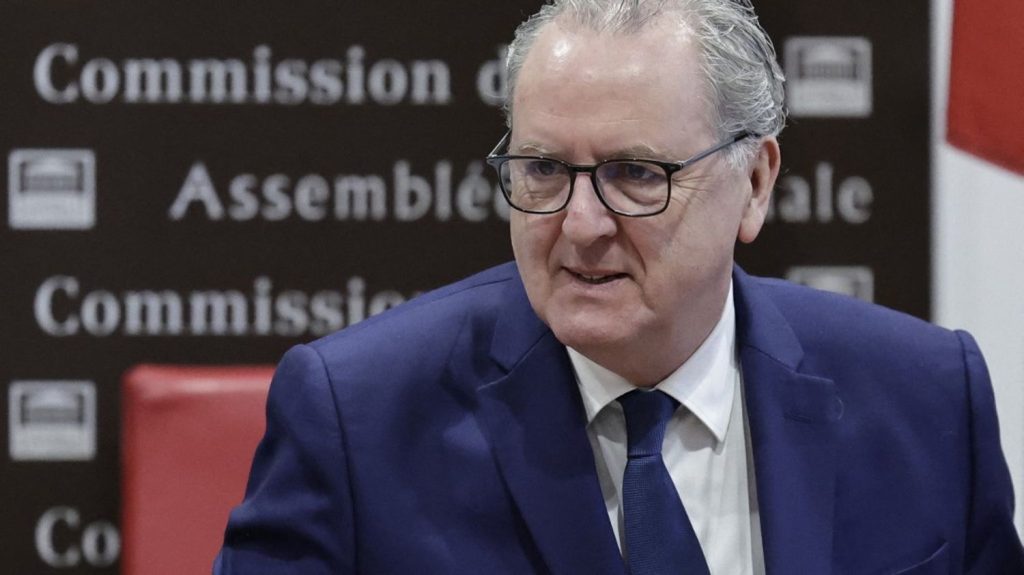 Nominations au Conseil constitutionnel : le nouveau président Richard Ferrand, Philippe Bas et Laurence Vichnievsky ont prêté serment devant Emmanuel Macron