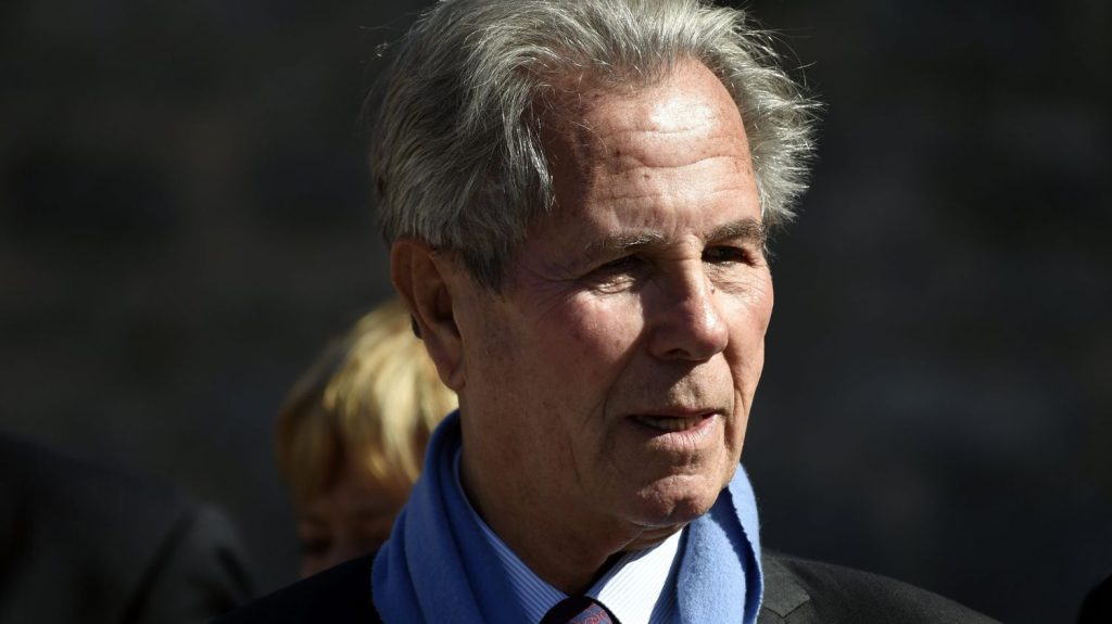 Mort de Jean-Louis Debré : "C'était un personnage truculent, assez unique", salue Edouard Philippe