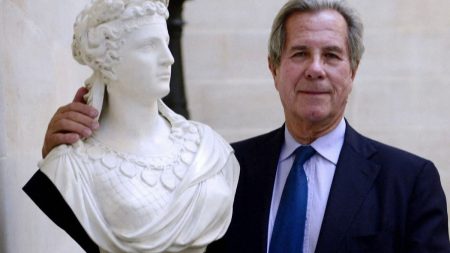 Décès de Jean-Louis Debré : adieux à une figure emblématique de la Ve République Mort de Jean-Louis Debré : les adieux à une figure respectée de la Ve République