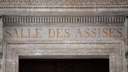 Un ex-gendarme condamné à 30 ans de réclusion criminelle pour avoir tué sa femme de 21 coups de couteau