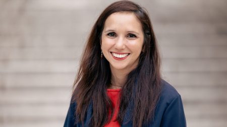 Indemnisation des enfants réunionnais de la Creuse : "On est en bonne voie d'obtenir satisfaction", selon la députée Karine Lebon qui dépose mercredi une proposition de loi