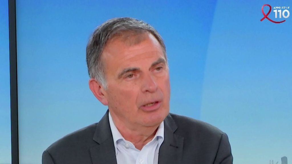 "J'ai essayé de m'adresser à des lecteurs qui peuvent être des jurés de cour d'assises" : Jacques Dallest, créateur du pôle "cold cases" de Nanterre, raconte 42 affaires de meurtre