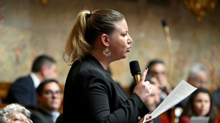A l'Assemblée nationale, La France insoumise encore accusée de 'banaliser l'antisémitisme' après l'agression du rabbin à Orléans