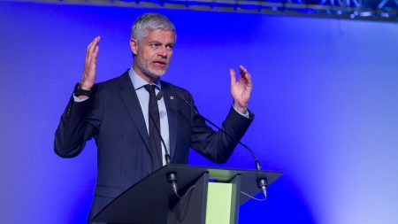Présidentielle : Laurent Wauquiez (LR) va lancer une pétition anti-primaire LR-Renaissance