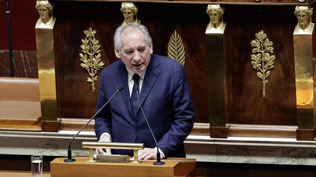 Le Premier ministre français Bayrou claque l'humiliation «brutale» de Trump de Zelensky dans le bureau ovale