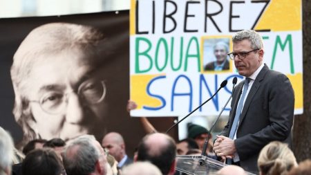 :
    Édito



  



  


      

  

  
                    



  


      :
    Édito



  



  


    
    Libération de Boualem Sansal : l'incompréhensible absence d'unanimité politique