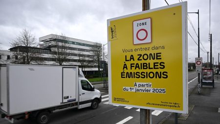 :
    le dernier publié



  



  


      

  

  
    
    Loi "simplification": l’Assemblée nationale enclenche la marche arrière sur les ZFE

          La commission spéciale chargée d'étudier le projet de loi de "simplification" a voté mercredi la suppression des "Zones à faibles émissions" (ZFE), censées pousser les automobilistes à acheter des véhicules moins polluants. Plus question de braquer les automobilistes.
    
    
          Diffusé le 27/03
                      
        3min