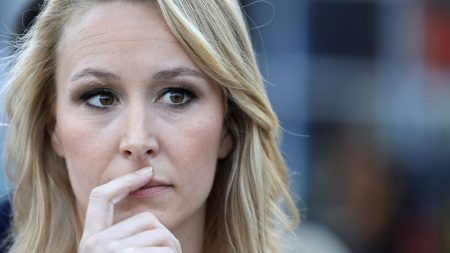 Marion Maréchal mise en examen pour diffamation après ses propos à l’encontre d’une association musulmane de Valence