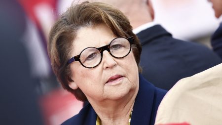 Martine Aubry annonce qu'elle démissionnera de la mairie de Lille mi-mars, à un an des élections municipales