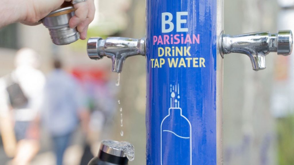 Pollution aux PFAS : la régie Eau de Paris porte plainte contre X pour identifier les responsables de la contamination de son réseau