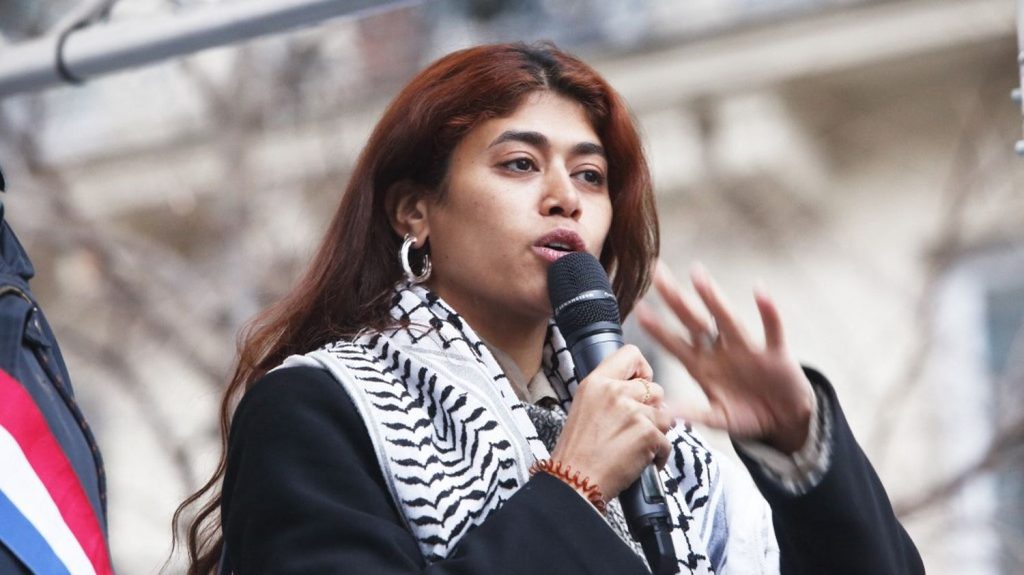 Après un signalement de Bruno Retailleau, deux ministres évoquent la "déchéance de nationalité" à l'encontre de l'eurodéputée Rima Hassan pour ses propos sur le Hamas