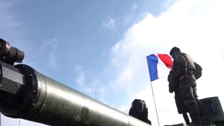 Réarmement de la France : le gouvernement et le défi du financement Réarmement de la France : le gouvernement face à l'équation du financement