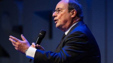 Au festival Séries Mania, François Hollande estime que Trump est un "personnage de fiction devenu réalité"
