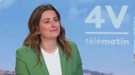 Guerre en Ukraine : "On ne peut pas faire confiance à Poutine", estime Marine Tondelier