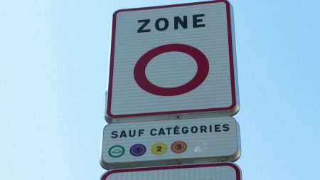 ZFE : Suppression envisagée, projet de loi discuté le 8 avril à l’Assemblée Les zones à faibles émissions (ZFE) bientôt supprimées ? Un projet de loi examiné le 8 avril à l'Assemblée