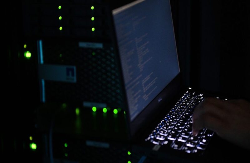 La France visée à plusieurs reprises par des cyberattaques russes, Paris les condamne "avec la plus grande fermeté"