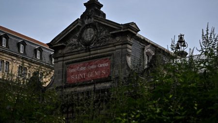 Un ex-instituteur d'une école privée de Bordeaux, déjà poursuivi pour agressions sexuelles, mis en examen pour viols aggravés