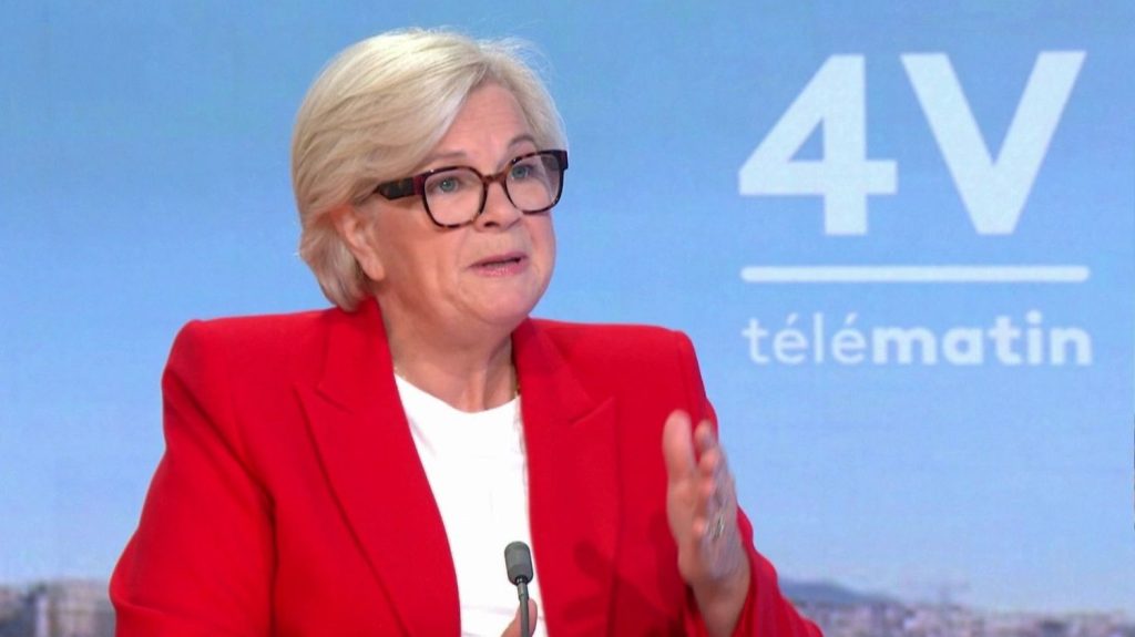 Budget 2026 : "Il est important que nous partagions avec les Français la situation financière de notre pays", estime la ministre Catherine Vautrin