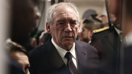 Budget 2026 : la menace de censure permanente qui plane au-dessus de François Bayrou