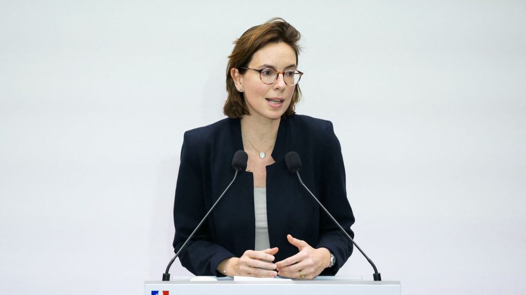Budget : un tiers des agences et des opérateurs de l'Etat vont être "fusionnés ou supprimés" d'ici la fin de l'année, annonce Amélie de Montchalin