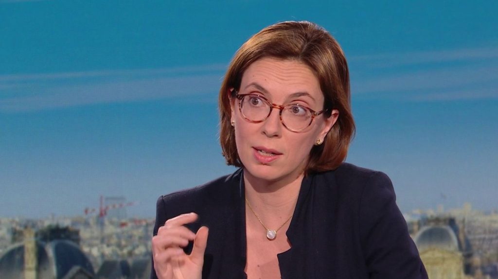 Fraude fiscale : "On est face à une industrie de la criminalité organisée", assure Amélie de Montchalin, ministre chargée des Comptes publics