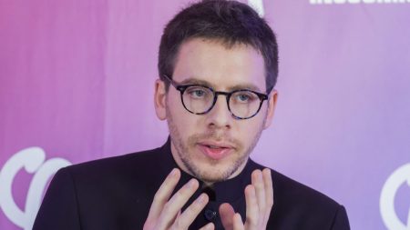 Manifestation contre l'extrême droite : LFI entend rappeler "des principes fondamentaux", selon le député Hadrien Clouet