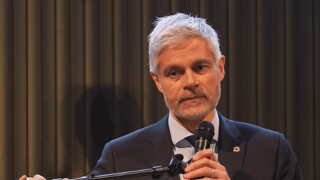 Saint-Pierre-et-Miquelon : polémique après les propos de Laurent Wauquiez