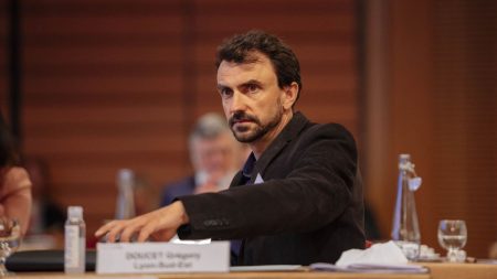 Le maire de Lyon Grégory Doucet placé en garde à vue