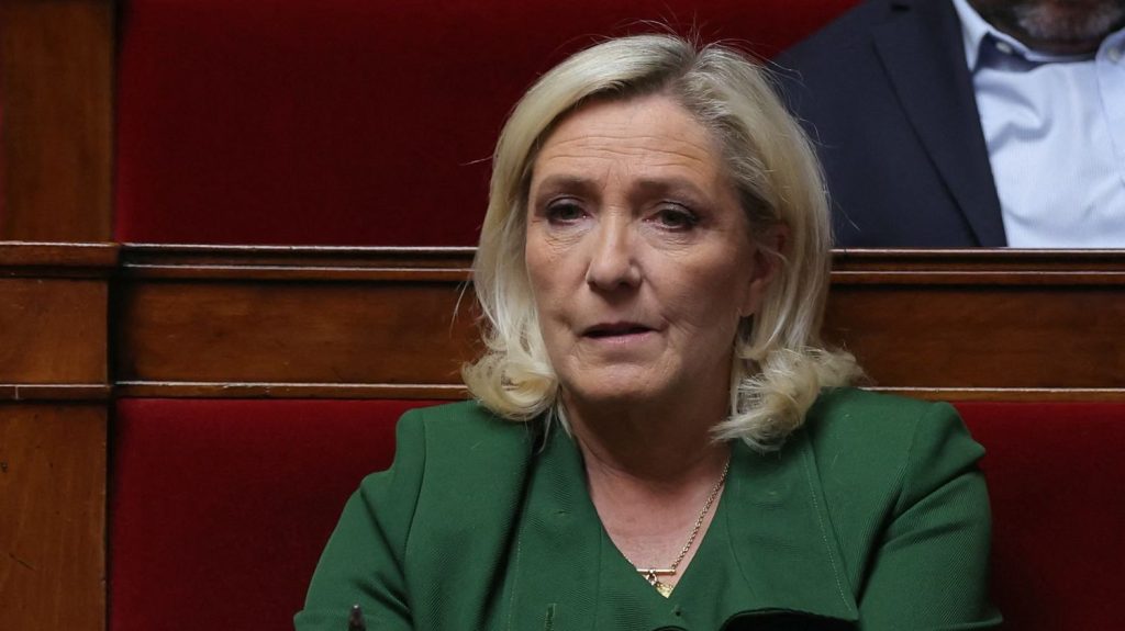 Marine Le Pen conteste en justice sa démission d'office comme conseillère départementale du Pas-de-Calais