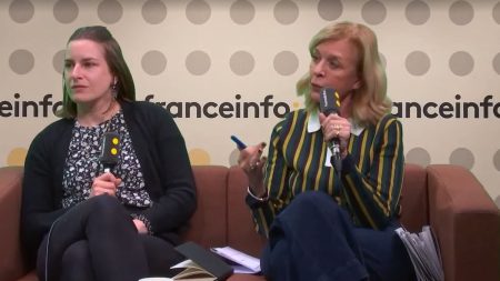 :
    Vidéo




  



  


  
  "Marine Le Pen prend vraiment les gens pour des idiots !"