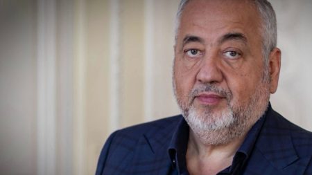 Distribution : Michel Ohayon, patron de Camaïeu, Gap et GoSport, soupçonné de détournement d'argent