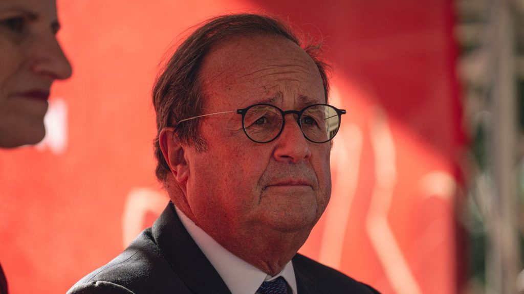 Mort du pape François : "Le pape s'est engagé résolument" pour l'Accord de Paris sur le climat, salue François Hollande