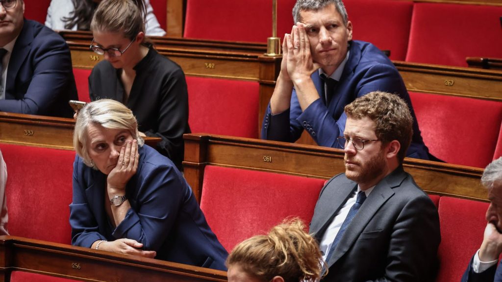 La retraite par capitalisation fait son chemin chez Renaissance et ses députés

          Alors que les syndicats discutent de ce système en conclave, les macronistes travaillent depuis plusieurs mois pour déterminer leur position sur le sujet.