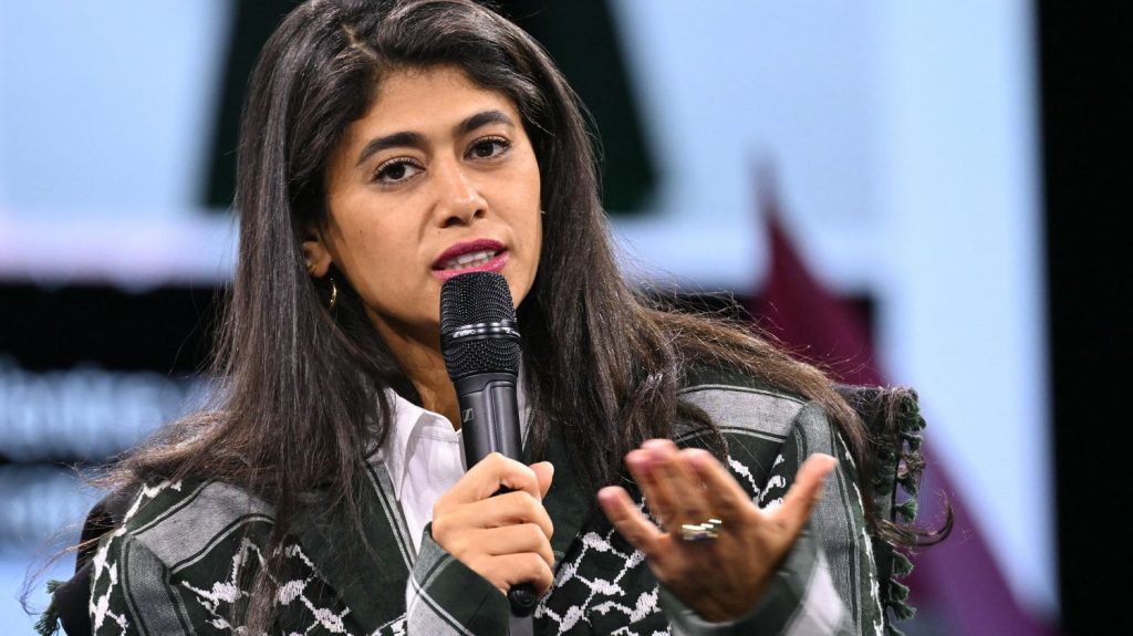 Rima Hassan a été entendue en audition libre par la police dans le cadre d'enquêtes pour "apologie du terrorisme"